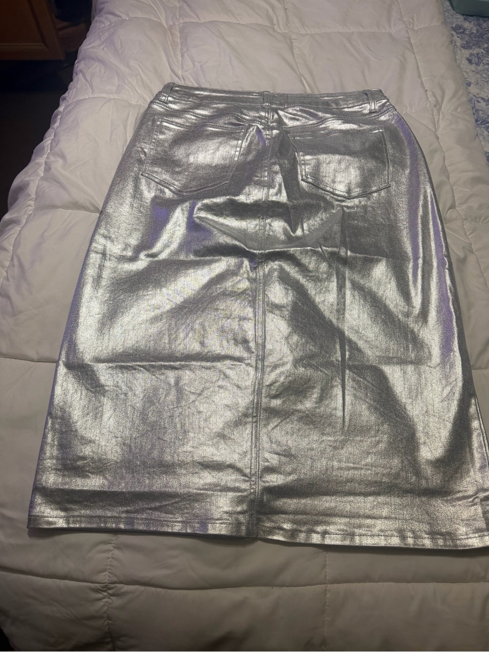 Metallic Silver High-Waist Pencil Skirt - Picture 4 of 10